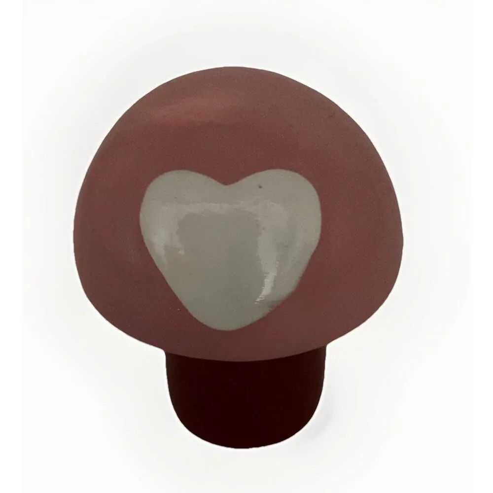 Bullseye’s Playground Valentine’s Day Target Ceramic Heart Mushroom Decor Retro